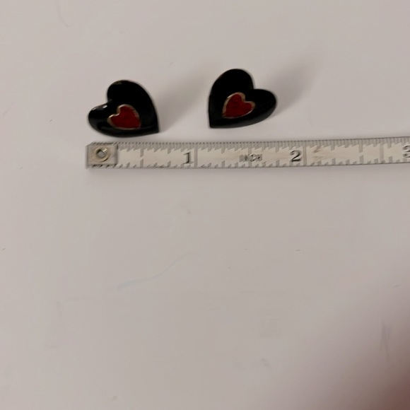 VINTAGE ENAMEL HEART EARRINGS - Picture 4 of 6